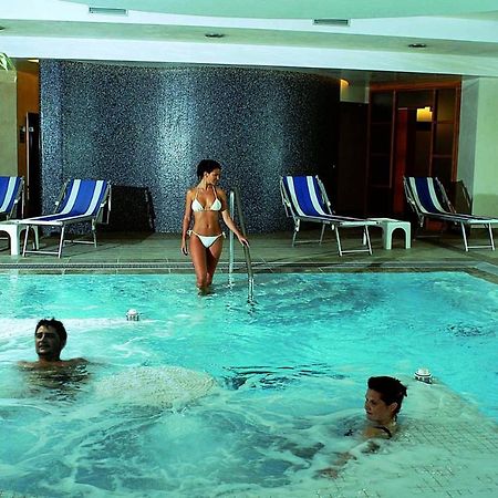Hotel Sollievo Montegrotto Terme Exteriör bild