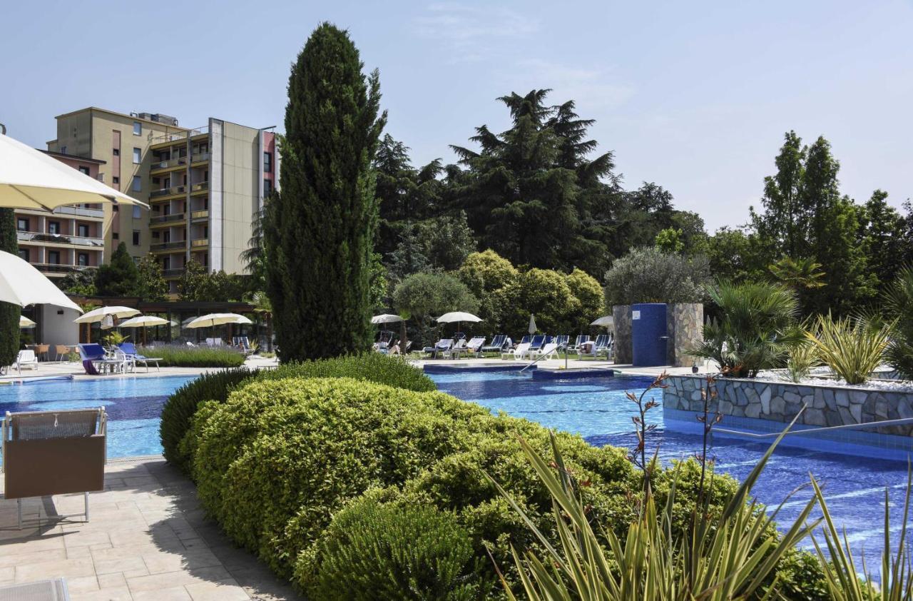Hotel Sollievo Montegrotto Terme Exteriör bild
